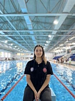 Zeynep Erarslan - Yardımcı Antrenör<