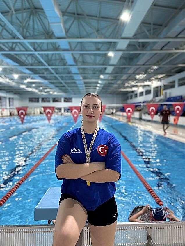 Senanur Birinci  - Antrenör<